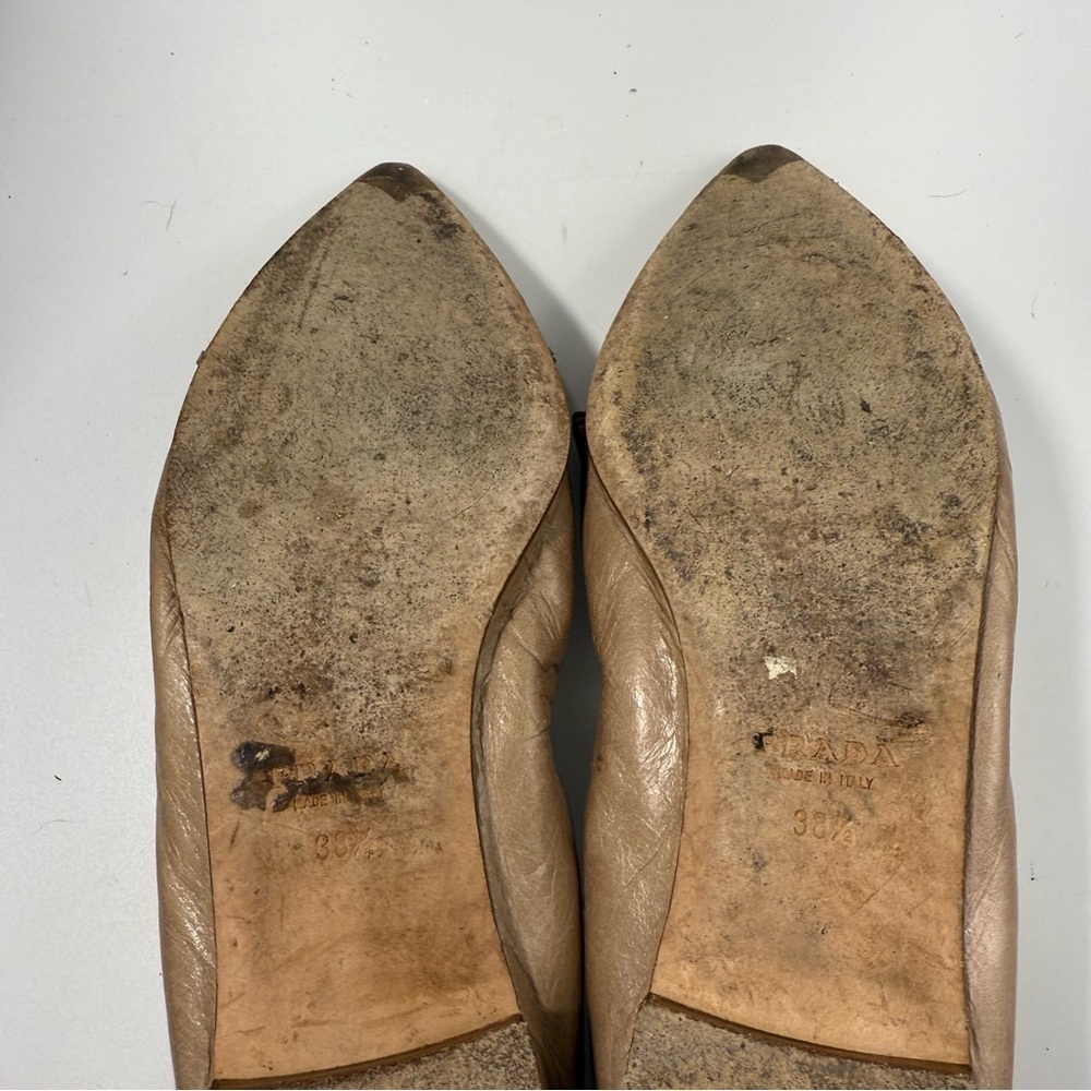 Prada pointed toe beige leather ballet flats with bow tassel 38.5 /8 - Picture 6 of 11
